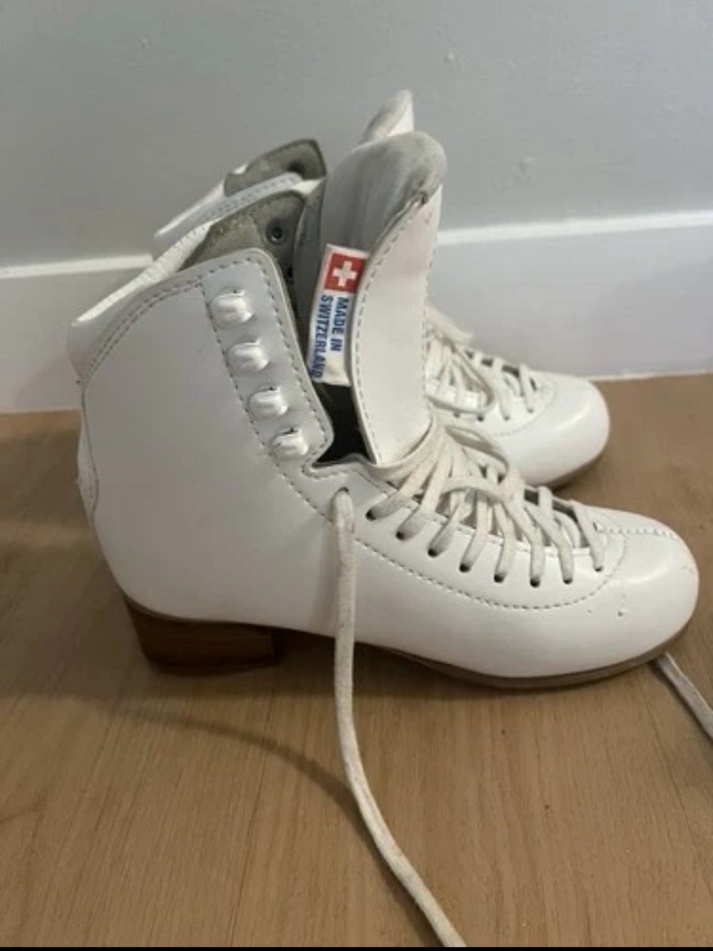 GRAF Made in Switzerland White Women's Figure Skates (Windsor)